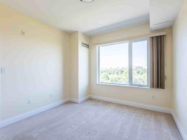 411 North River Rd. 1 Bedroom Apartment for Rent at 411 North River Rd, Ottawa, ON K1L 0A5 Overbrooke