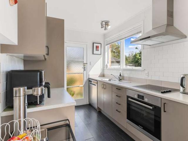 4/11 Preston Avenue, Mt Albert, Auckland City