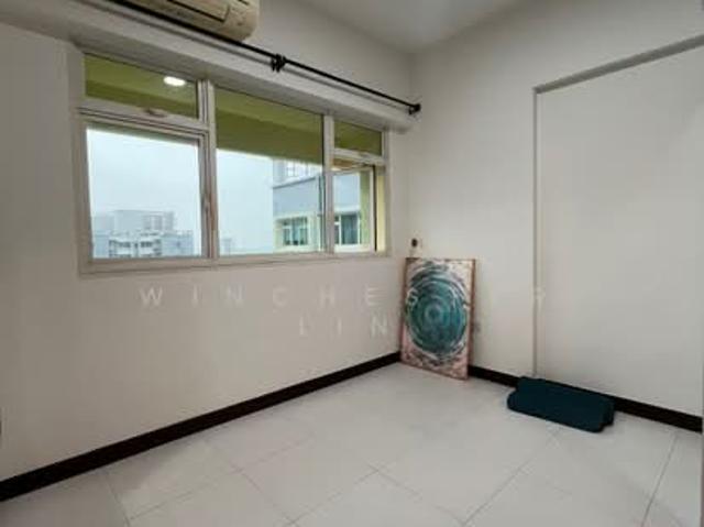 411A Fernvale Road HDB Apartment For Rent, $3,500, 3 Bed 2 Bath 1,033 sqft $3.39 psf