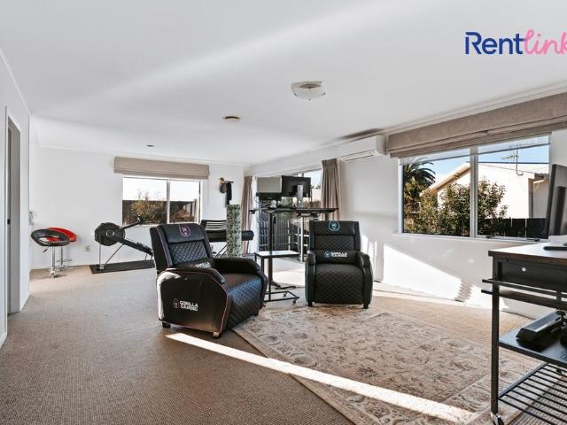 411C Ngatai Road, Bellevue