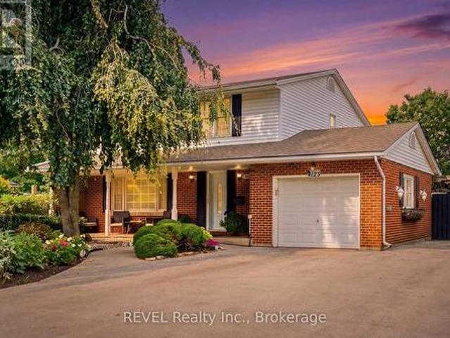 4123 Dorchester Road, Niagara Falls Morrison, ON, L2E 6N1 house for sale | Listing ID X13674 | Royal LePage