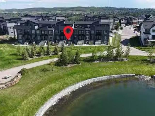 412 260 Rowley Way Nw, Calgary, AB, T3L 0H5 townhouse for sa.