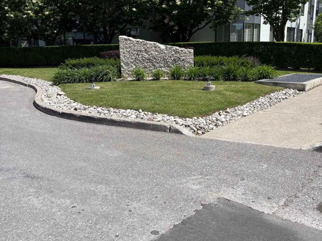 412 333 CLARK Avenue W, Thornhill | 2Beds/2Bath, Condo, $825,000 | Condos. Ca