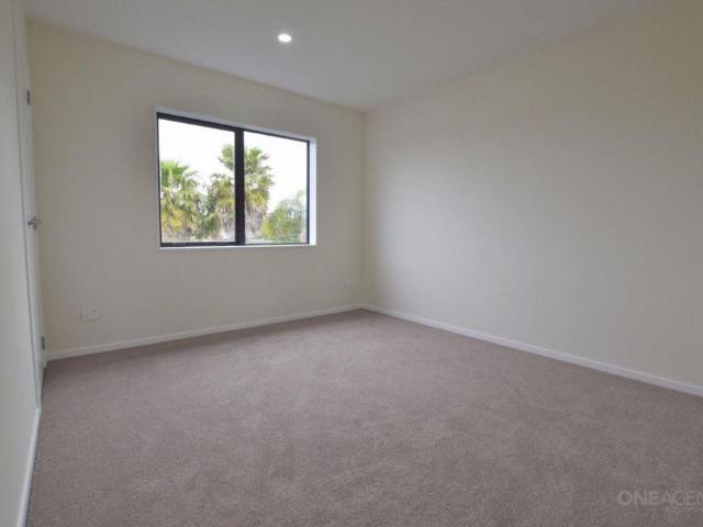 4/12 Pleasant Road