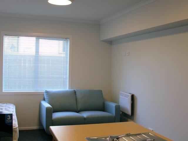 4/13 Crescent Court
