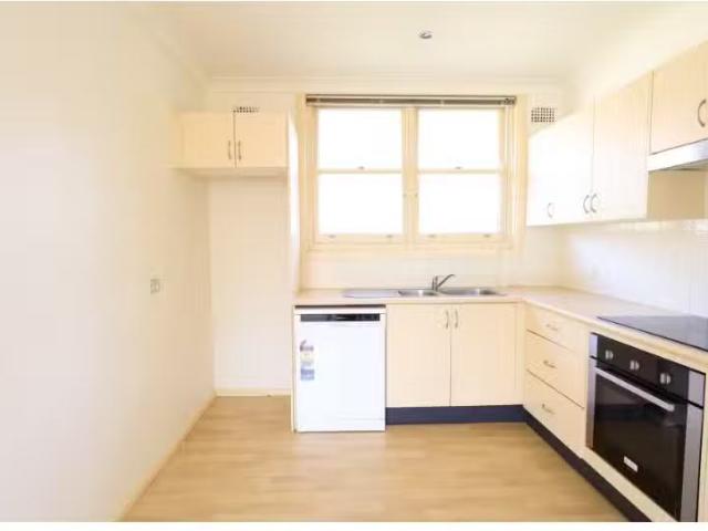 4/14 Oxley Avenue, Jannali Apartment for rent Listed by Emma.