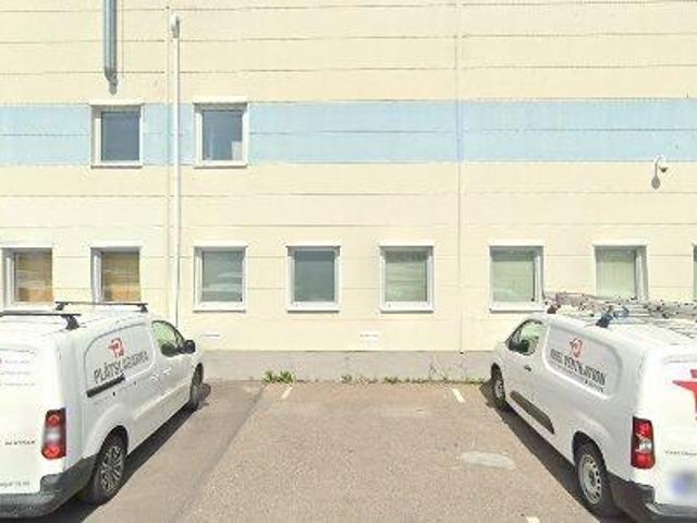 414 m2 lager uthyres i Linköping