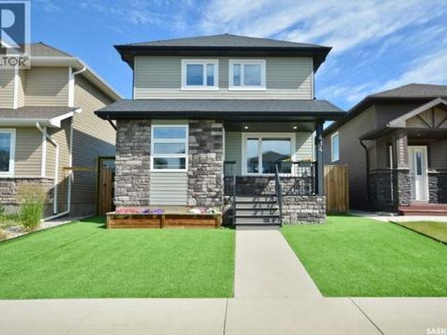 414 Veltkamp Crescent, Saskatoon, SK, S7T 0S2 house for sale | Listing ID SK042471 | Royal LePage