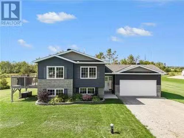 4152 Roger Stevens Drive, Montague, ON, K7A 4S6 house for sa.