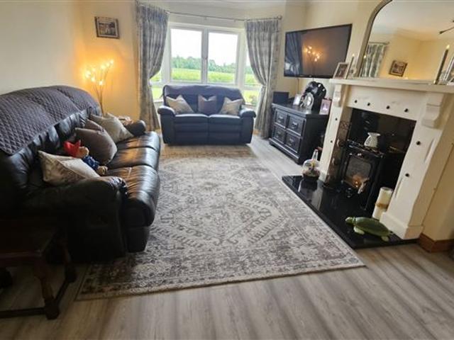 415,000 | CLOGHANBEG, Lusmagh, Banagher Co Offaly. Lusmagh, Offaly Damian Lynch Auctioneer & Valuer 5004 MyHome. Ie Residential