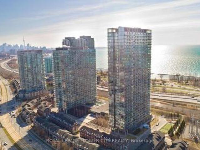 415 105 The Queensway Avenue, Toronto, ON, M6S 5B5 condo for sale | Listing ID W12312 | Royal LePage