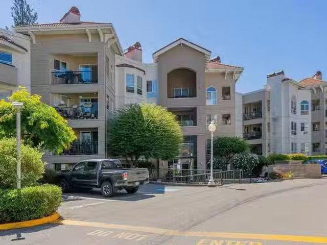415 3176 Gladwin Road, Abbotsford, BC, V2T 6R7 Single Family.