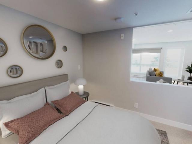 415 408 East Columbia