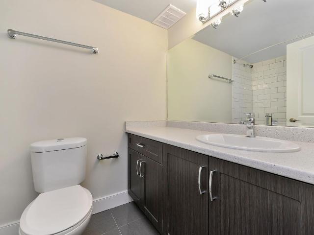 415 & 435 Michigan Street Apartments 1 Bedroom Apartment for Rent at 435 Charter House, Victoria, BC V8V 1R9 James Bay