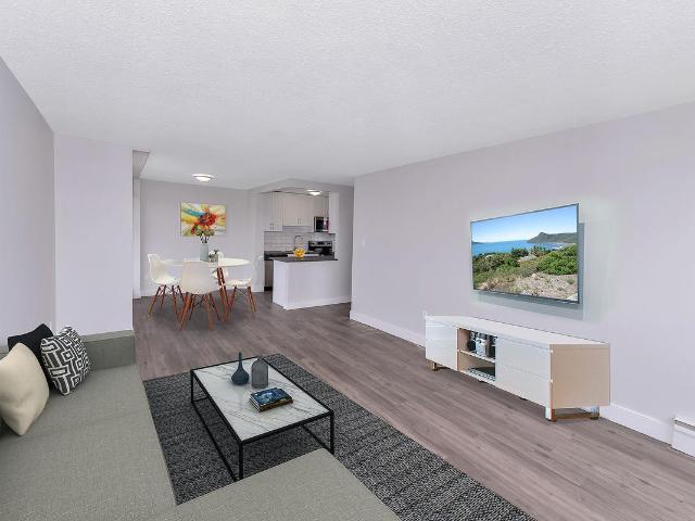 415 & 435 Michigan Street Apartments 2 Bedroom Apartment for Rent