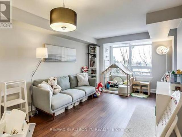 415 676 Sheppard Avenue E, Toronto, ON, M2K 3E7 condo for sale | Listing ID C11949 | Royal LePage