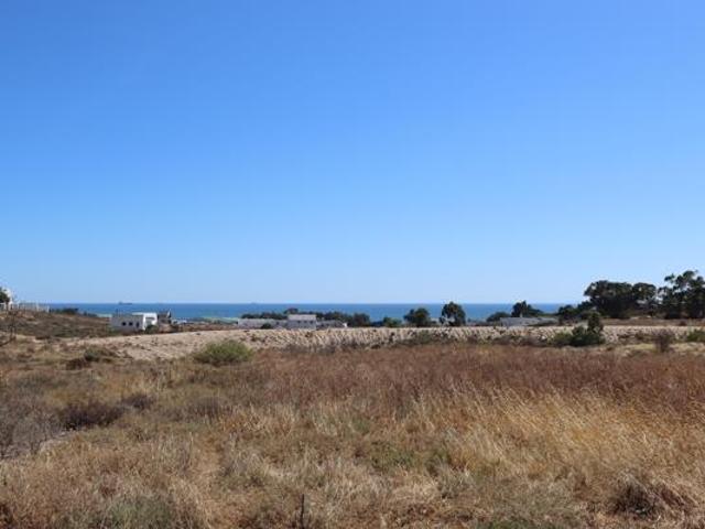 415 m² Land available in St Helena Views