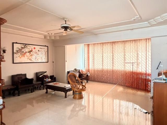 415 Saujana Road HDB Apartment For Sale, $699,888, 3 Bed 2 Bath 1,377 sqft $508.00 psf