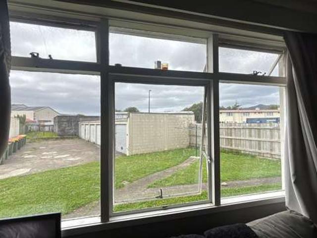 4/15 Park Avenue, Epuni, Lower Hutt City