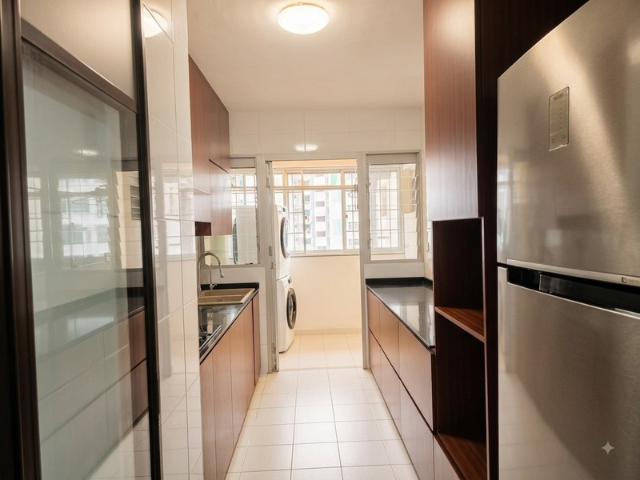 415C Fernvale Link HDB Apartment For Sale, $669,000, 4 Bed 2 Bath 1,001 sqft $668.00 psf