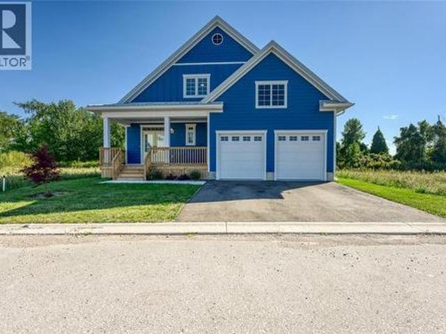 4167 Boardwalk Avenue, Plympton Wyoming, ON, N0N 1J0 condo for sale | Listing ID 26006 | Royal LePage