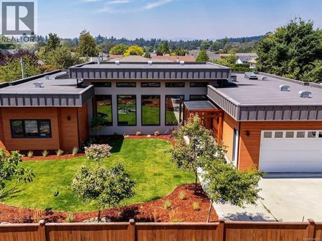 4160 Tyndall Ave, Saanich, BC, V8N 3R8 house for sale | Listing ID 1046 | Royal LePage