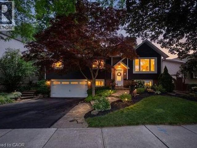 4162 Sutherland Crescent, Burlington, ON, L7L 5G9 house for sale | Listing ID 40844 | Royal LePage