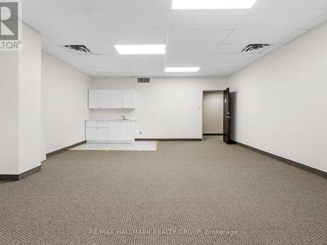 416 225 Metcalfe Street, Ottawa, ON, K2P 1P9 commercial for lease | Listing ID X12855 | Royal LePage