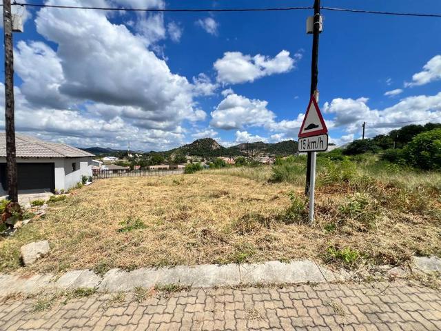 416 m² Land available in Karino