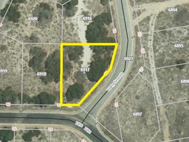 416 m² Land available in Shelley Point