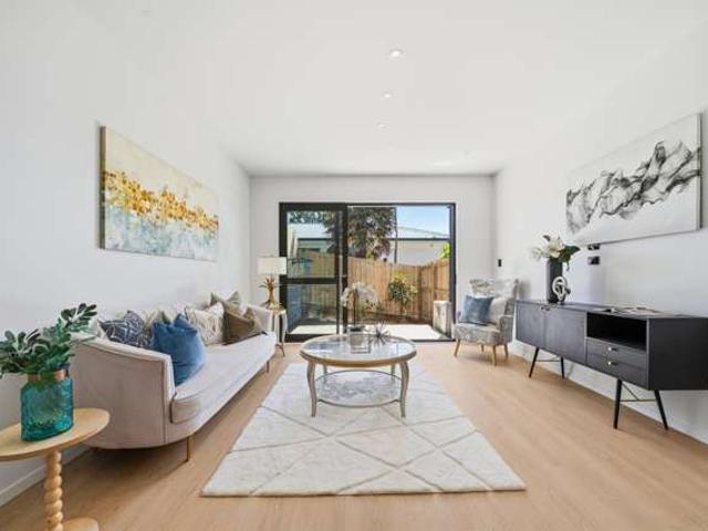 4/17 Abercrombie Street, Howick, Manukau City