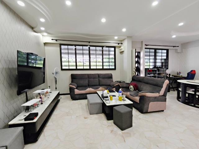 417 Fajar Road HDB Apartment For Sale, $540,000, 3 Bed 2 Bath 1,119 sqft $483.00 psf