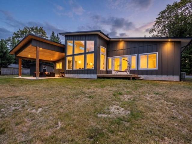 4180 Arnett Rd, Courtenay, BC, V9N 9N3 house for sale | Listing ID 1043 | Royal LePage