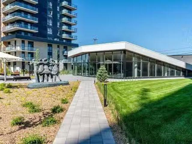 418 7227 Boul. Newman, Montréal Lasalle, QC, H8N 0H7 condo.