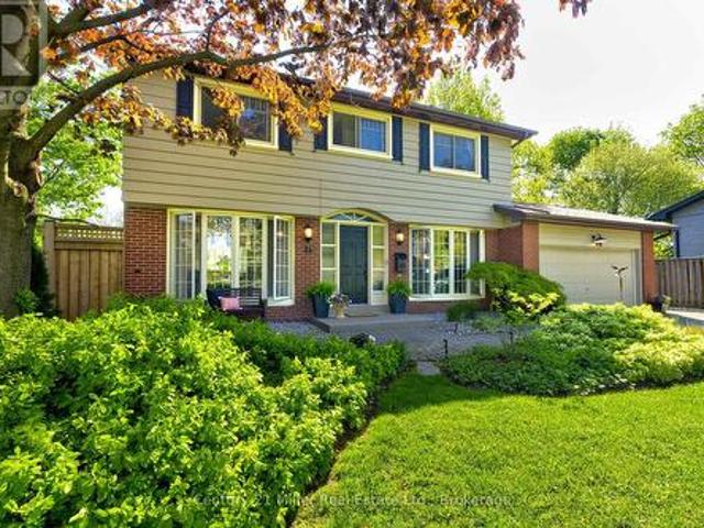 418 Southland Crescent, Oakville Wo West, ON, L6L 3N8 house for sale | Listing ID W13154 | Royal LePage