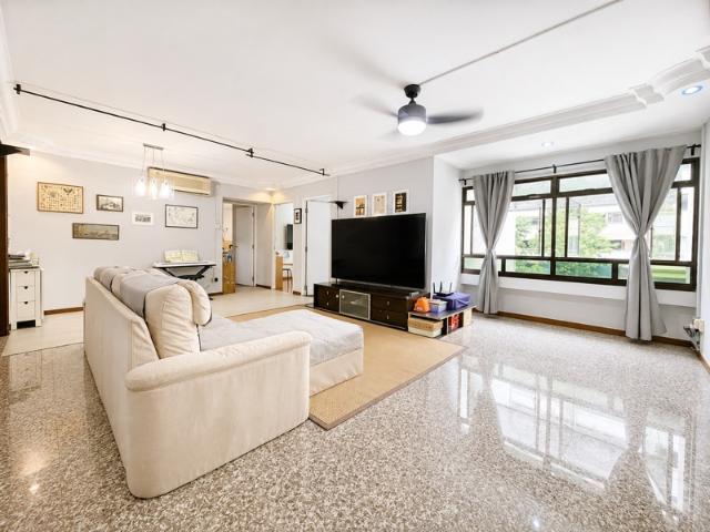 419 Canberra Road HDB Apartment For Sale, $625,000, 3 Bed 2 Bath 1,184 sqft $528.00 psf