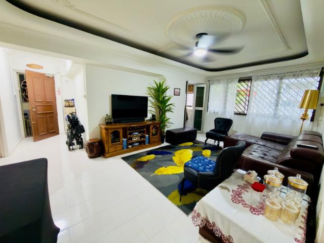 419 Hougang Avenue 8 HDB Apartment For Sale, $590,000, 3 Bed 2 Bath 1,130 sqft $522.00 psf