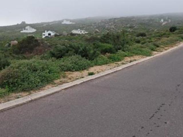 419 m² Land available in St Helena Views