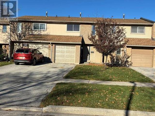 41 1532 Lancaster Drive, Oakville, ON, L6H 2Z3 townhouse for sale | Listing ID W13116 | Royal LePage