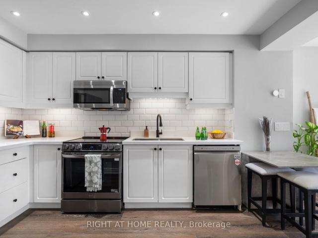 41 2088 Leanne Boulevard, Mississauga | Sold, W12868 | Condos. Ca