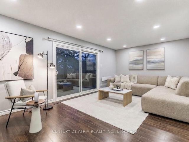 41 2825 Gananoque Drive, Mississauga | 3Beds/3Bath, Townhouse, $598,000 | Condos. Ca