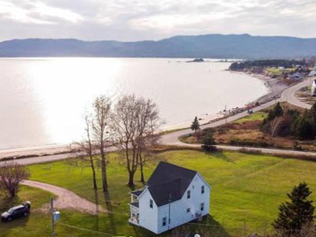41 WHARF Road Ingonish Nova Scotia