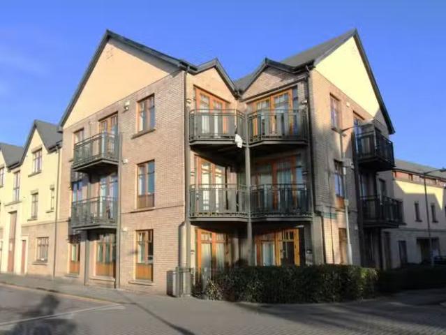 41 Woodbrook Court, Castleknock, Dublin 15, D15KW58 is for sale