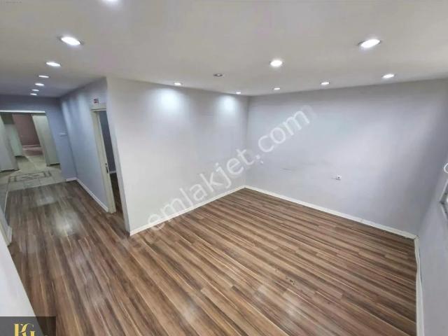 4+1 *barajyolu * Yenibaraj* 5 1katı 800aidat Kap.mutfak 180m2 *daire* Ofis * İşyeri*araç Takası Olur