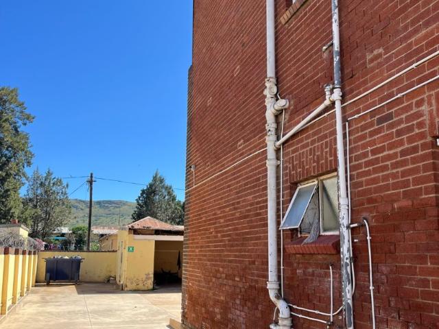 41 Bedroom Apartment / Flat For Sale in Queenstown Central