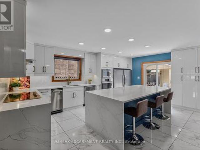 41 Candor Crescent, Hamilton, ON, L8E 4X6 house for lease | Listing ID X13553 | Royal LePage