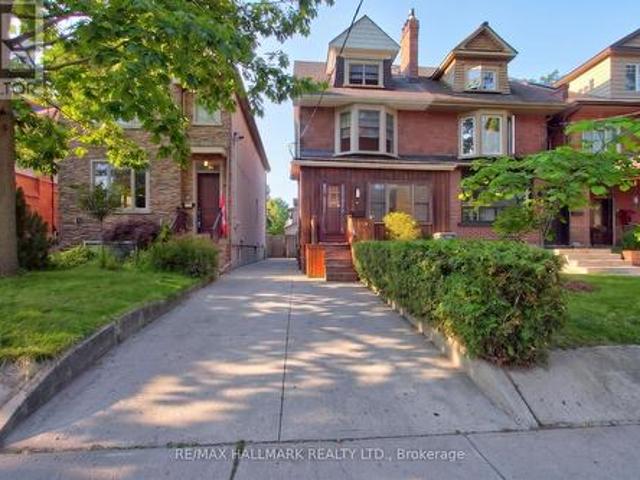 41 Dixon Avenue, Toronto, ON, M4L 1N4 house for sale | Listing ID E13509 | Royal LePage