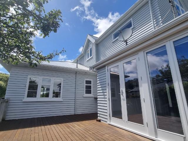 41 Farm Road, Northland, Wellington City