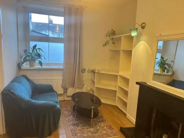 41 Grosvenor Square Rathmines, Rathmines, Dublin 6 is for rent