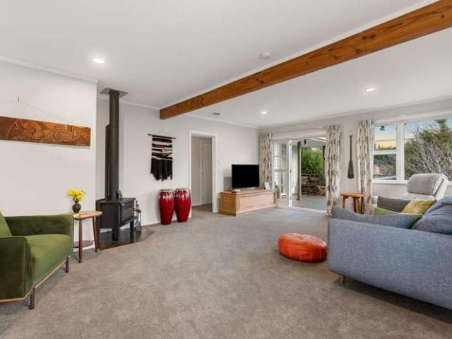 41 Lauderdale Road, Birkdale, North Shore City